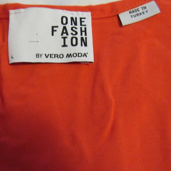 very nice top - Picture 2 of 3